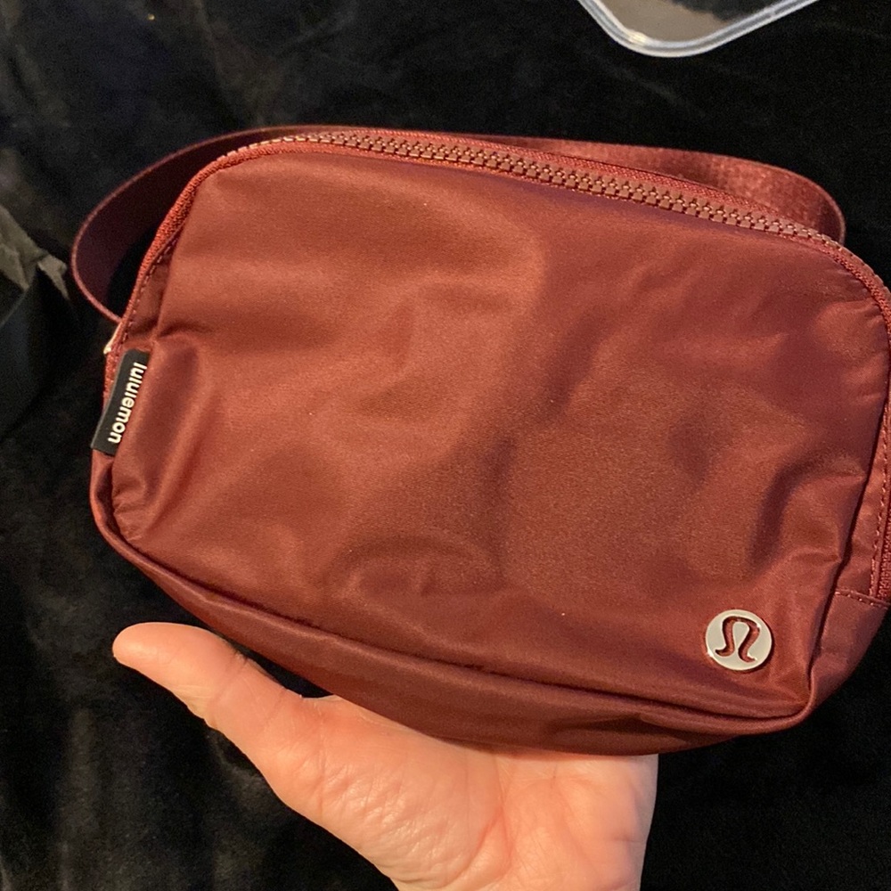 Lululemon belt bag
